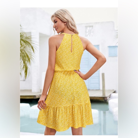 Newshows Yellow Floral Halter Ruffle Sundress Mini Dress with Pockets Sz L - Picture 3 of 9